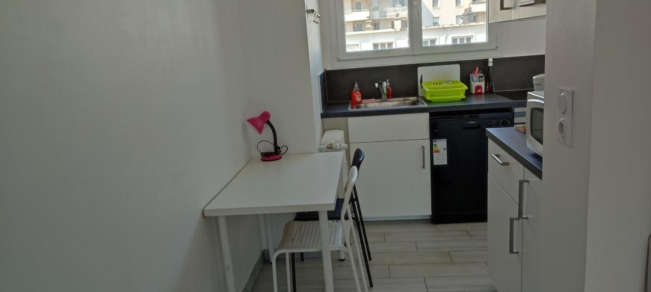 Appartement 83 M2, 4 Lits , 5 Pers, 100 M De La Gare, Confortable Et Lumineux Le Havre Exterior photo